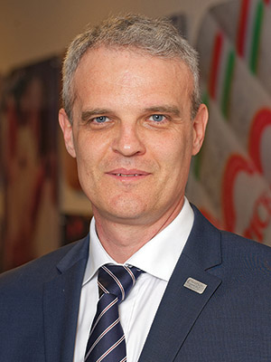 169095 67 Hagen Istvan Bonafarm 4343