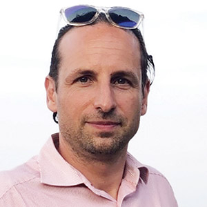 185212 41 Nemes Daniel Bizributor