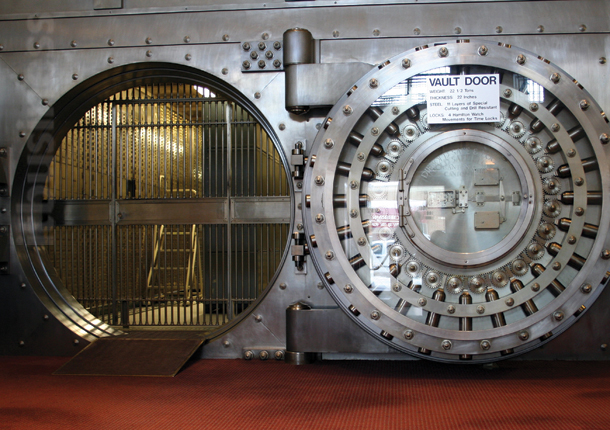 34464 26 vault1