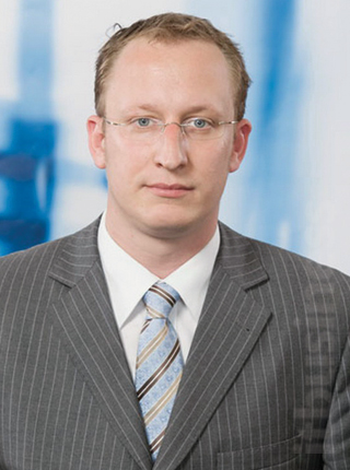 35407 13 Koszorus Laszlo parlam.a