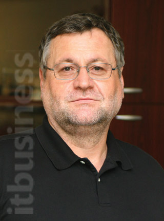 36940 13 Schwarcz Zoltan