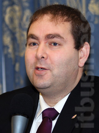 38852 10 Vetesi Ivan 0118