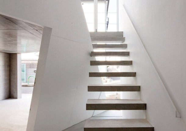 39000 03 Staircase