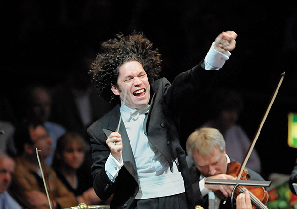 44348 40 LAPhil Dudamel