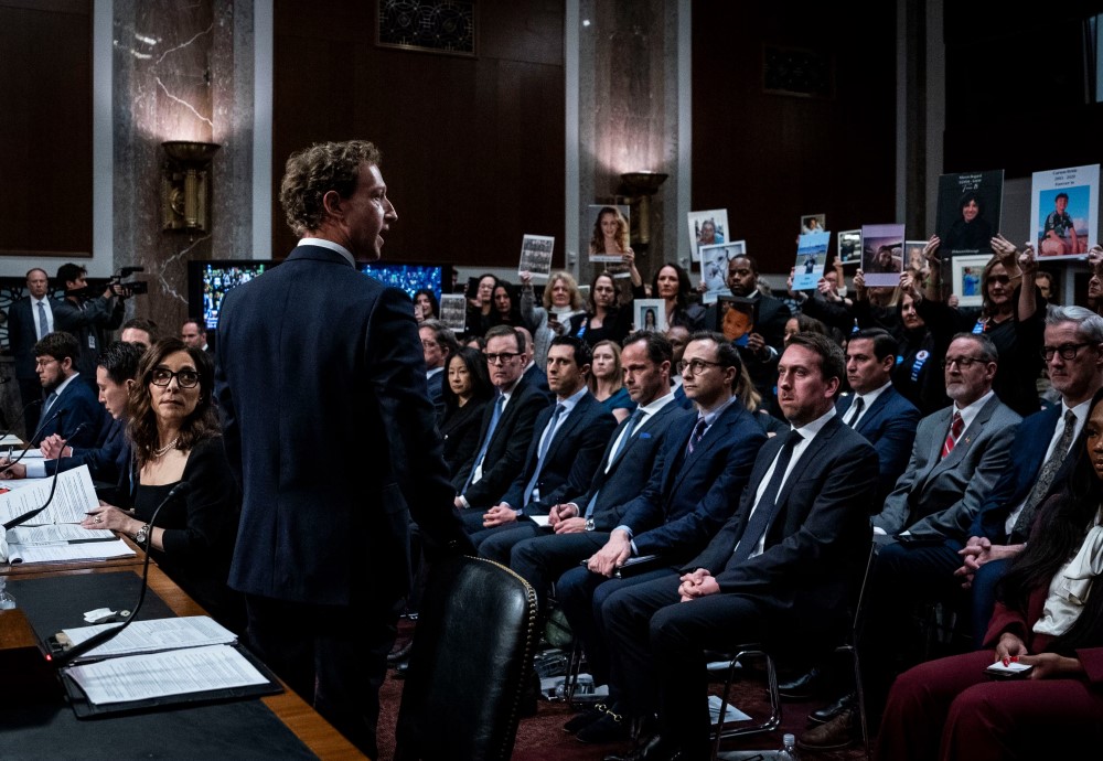 Szenátus Zuckerberg