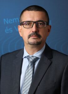 A NAV informatikai elnökhelyettese Lakos Lambert Istvan