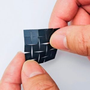 hang Az új bioelektromos rendszert Jun Chen, az UCLA Samueli School of Engineering biomérnöki adjunktusa és munkatársai fejlesztették ki.