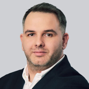 Racz Attila 400x400px
