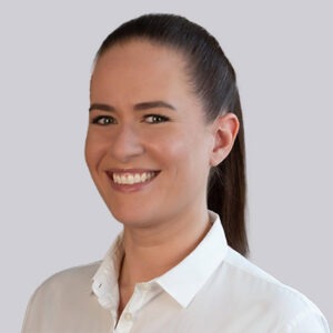 Csordas Dominika dr 400px